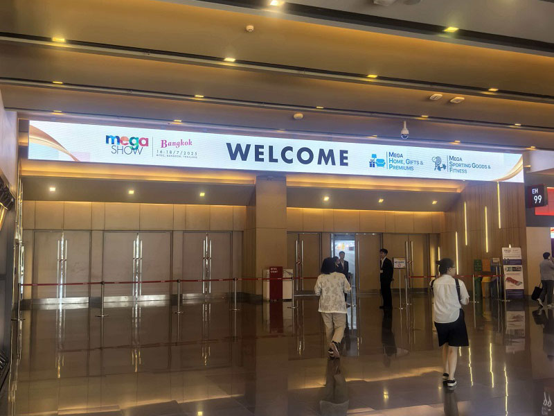 QINGDAO RGS, 태국 메가쇼 2025에서 밝기 토트백 및 패키징 제품으로 빛나다